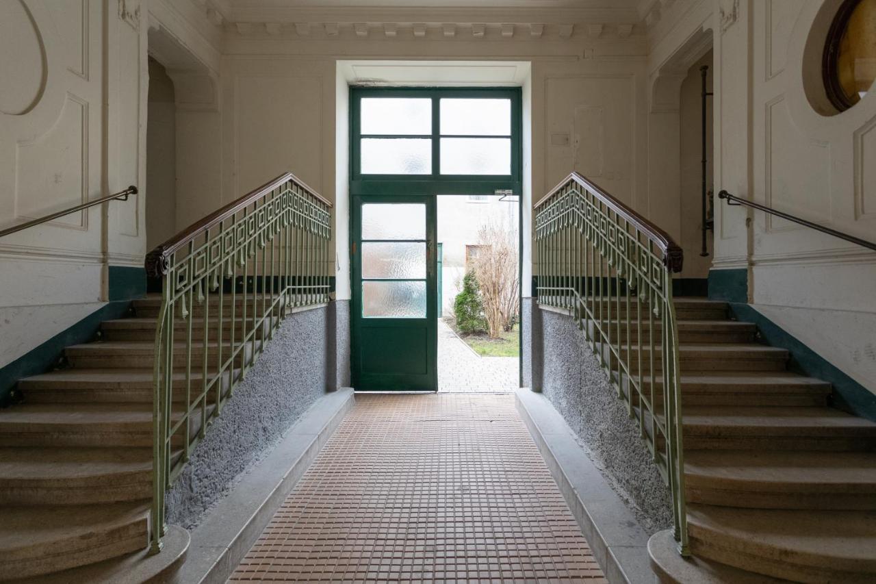 Central Garden Apartments Виена Екстериор снимка